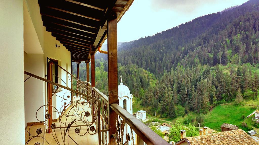 Family Hotel Valchanovata Kashta Fotinovo 外观 照片