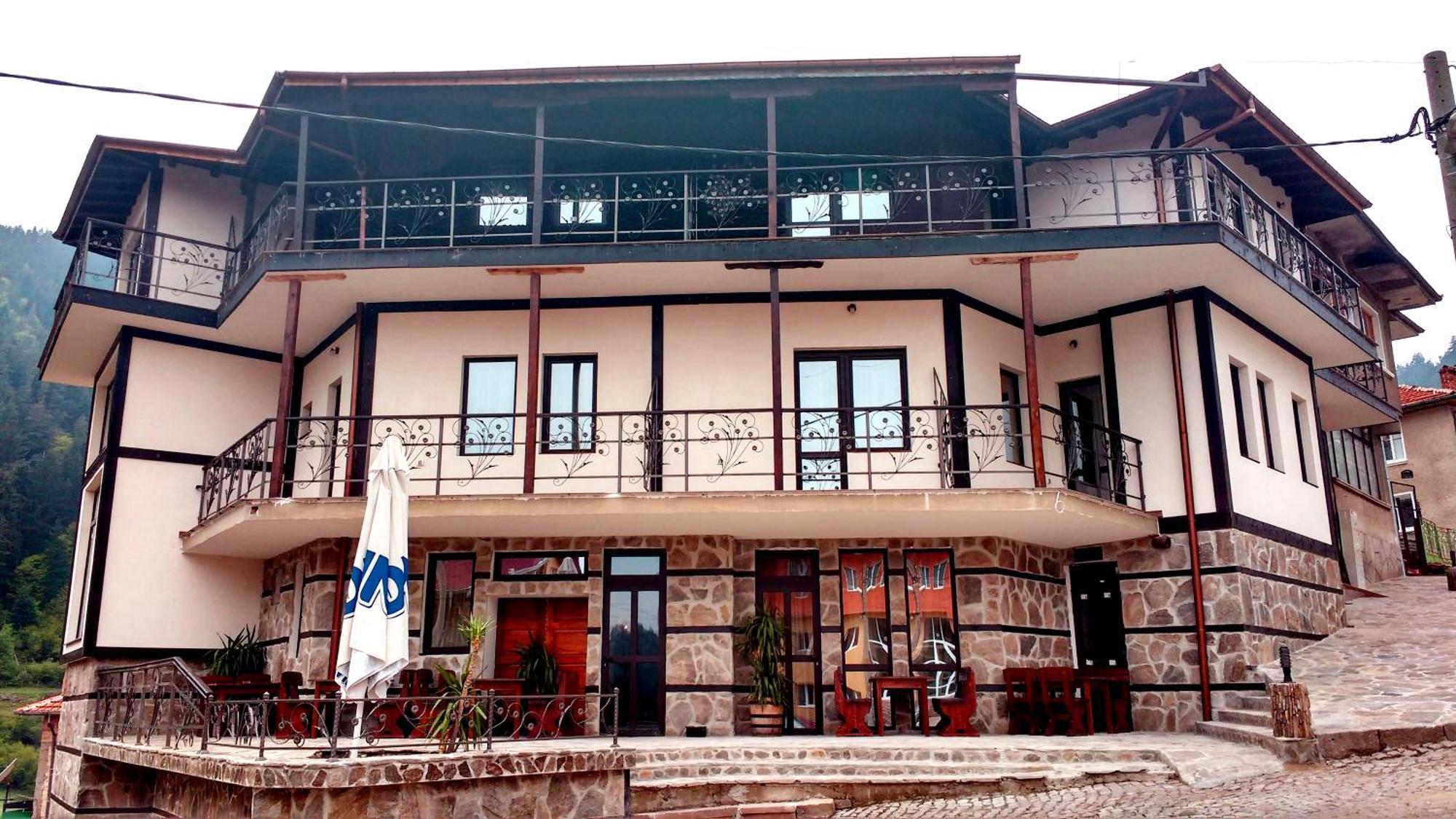 Family Hotel Valchanovata Kashta Fotinovo 外观 照片